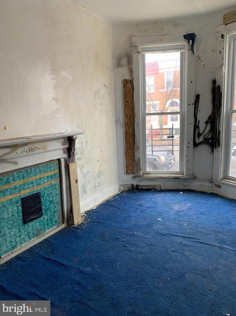 1823 Payson St, Baltimore, MD 21217-1207