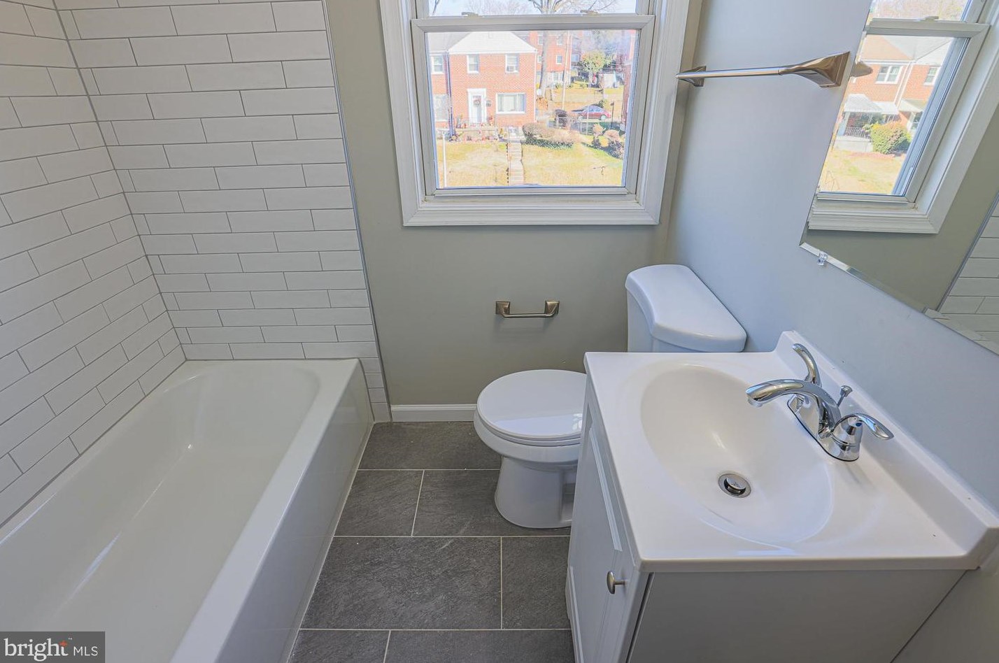 833 Reverdy Rd, Baltimore, MD 21212
