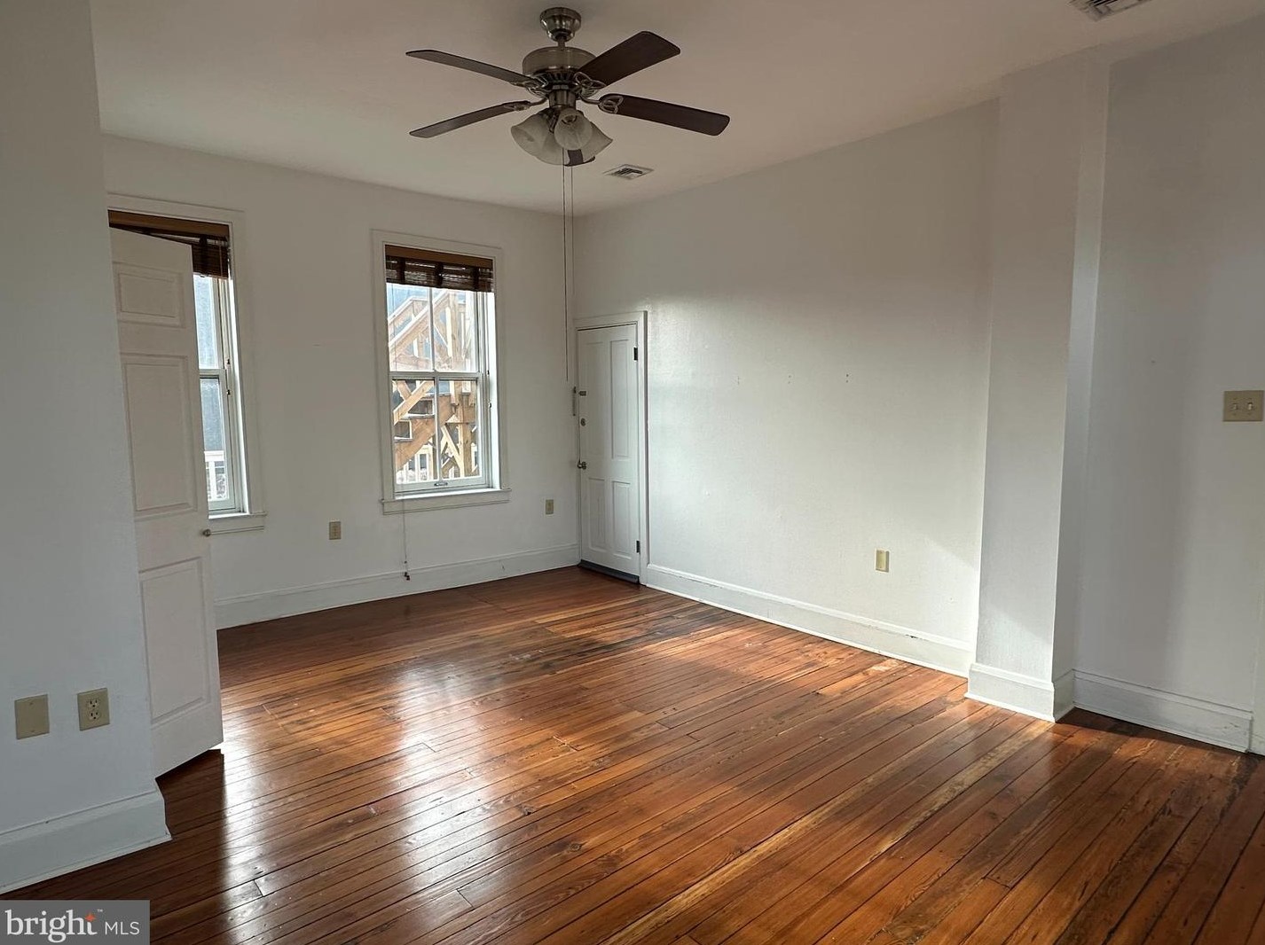 817 S Bond St #3, Baltimore, MD 21231