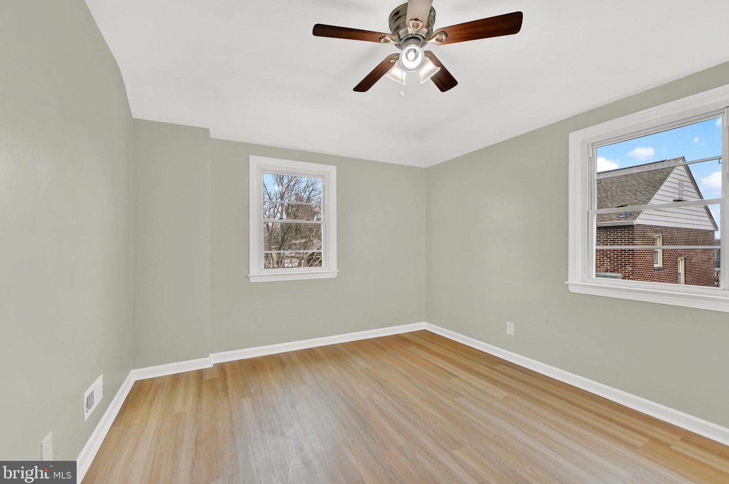 3206 Mary Ave, Baltimore MD 21206-2631 exterior