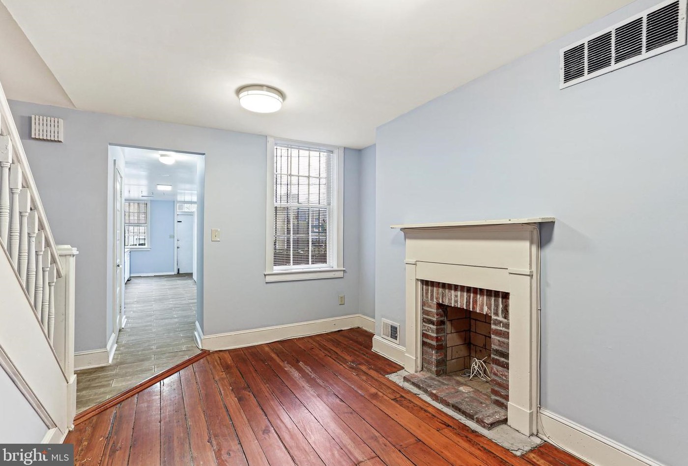 659 Portland St, Baltimore MD  21230-2219 exterior