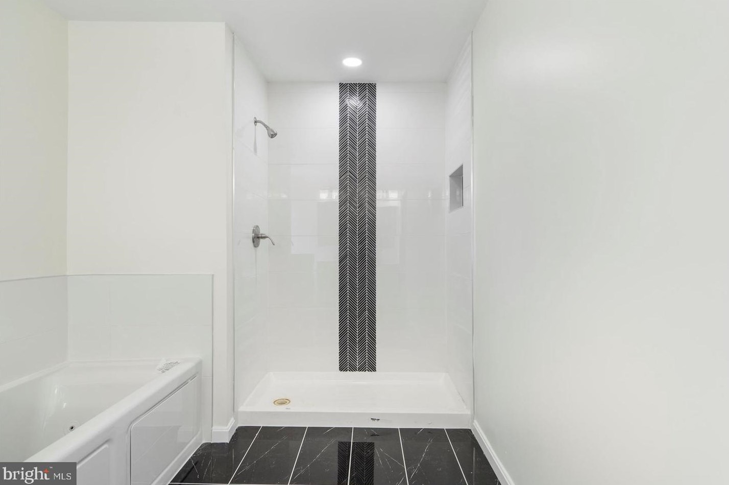 421 21st St, Baltimore MD  21218-6122 exterior