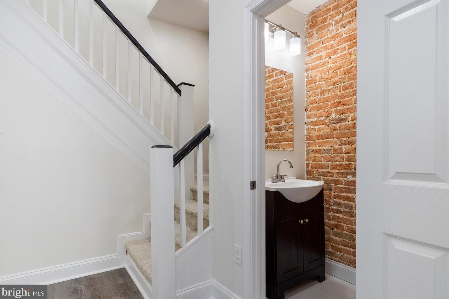 421 21st St, Baltimore MD  21218-6122 exterior