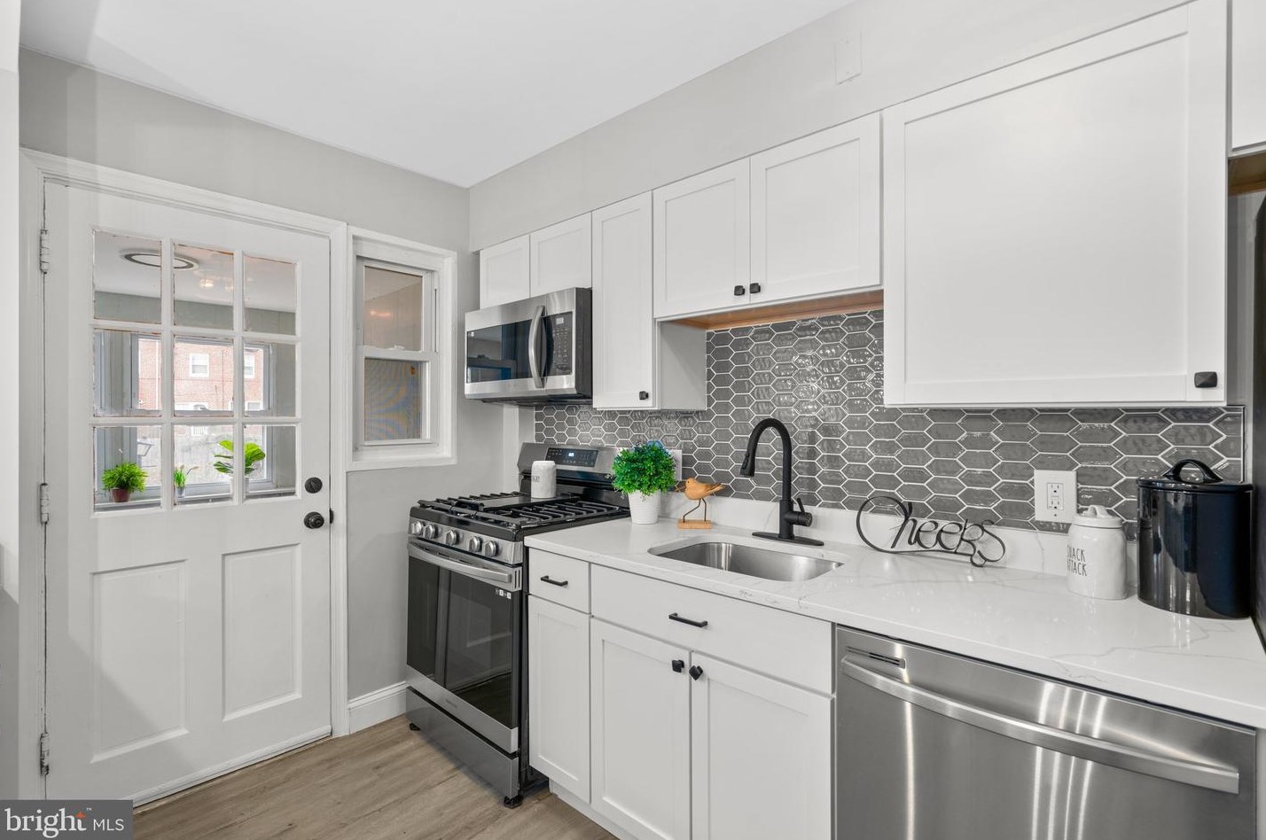 1247 Augusta Ave, Baltimore MD  21229-1704 exterior