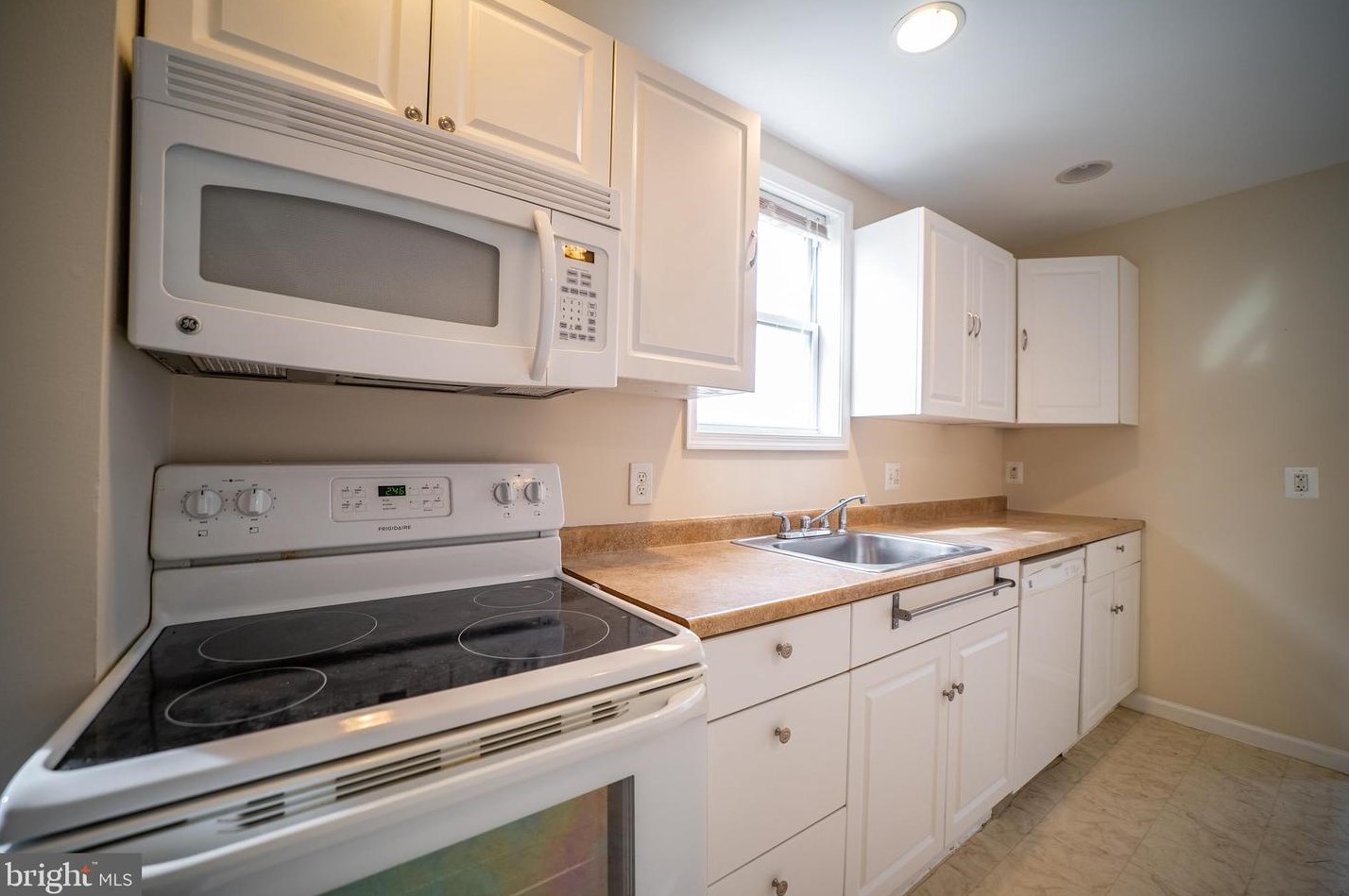 6109 Danville Ave, Baltimore MD 21224-6140 exterior