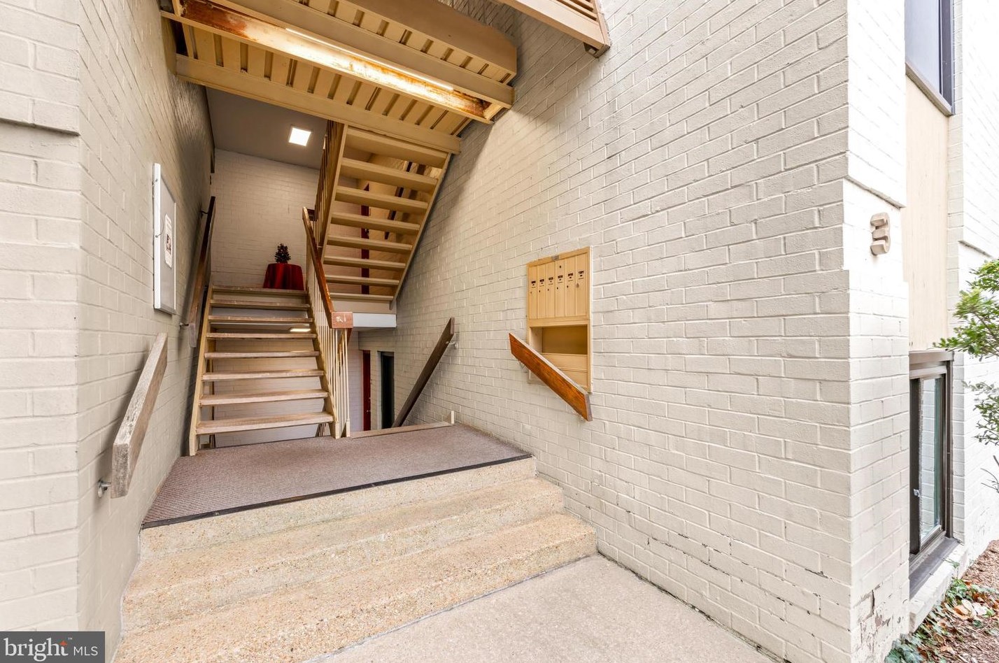 1 Hamill Rd #3f, Baltimore, MD 21210