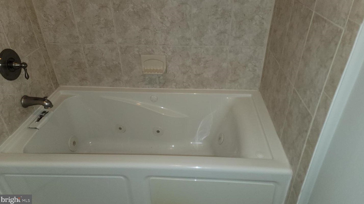 109 Streeper St, Baltimore MD  21224-1252 exterior