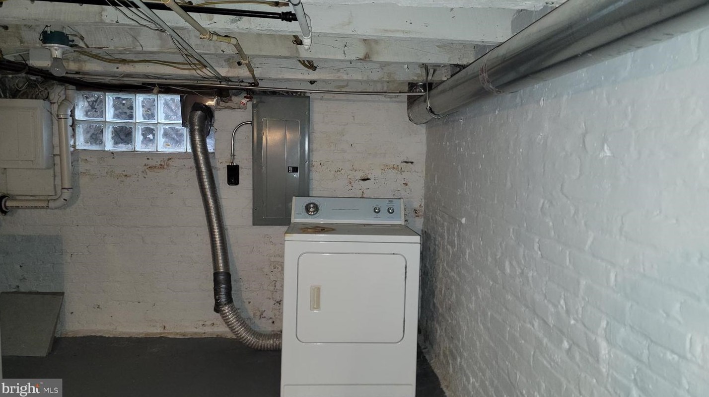 109 Streeper St, Baltimore MD  21224-1252 exterior