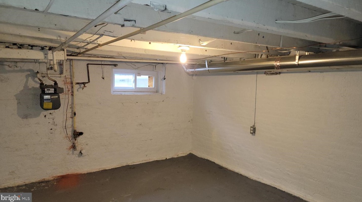 109 Streeper St, Baltimore MD  21224-1252 exterior