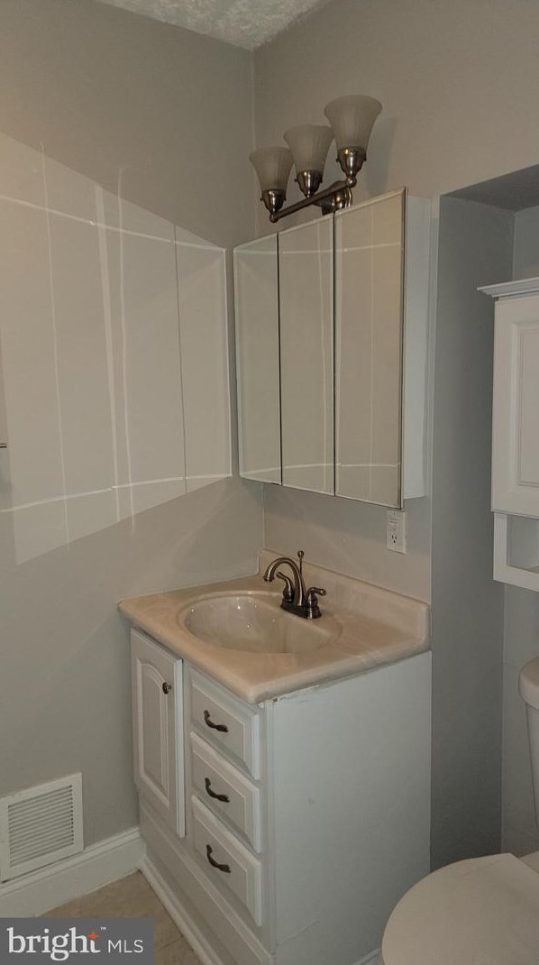 109 Streeper St, Baltimore MD  21224-1252 exterior