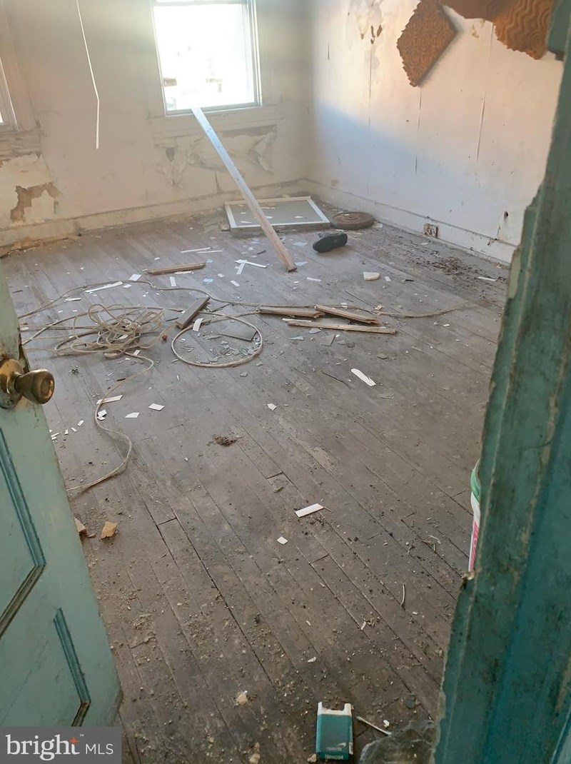 725 Streeper St, Baltimore MD  21205-2715 exterior