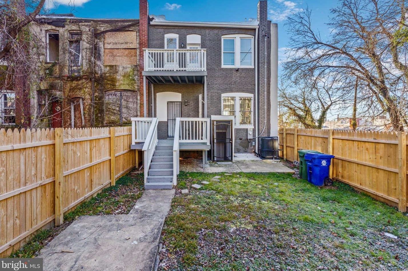 2814 Suffolk Ave, Baltimore MD  21215-7826 exterior