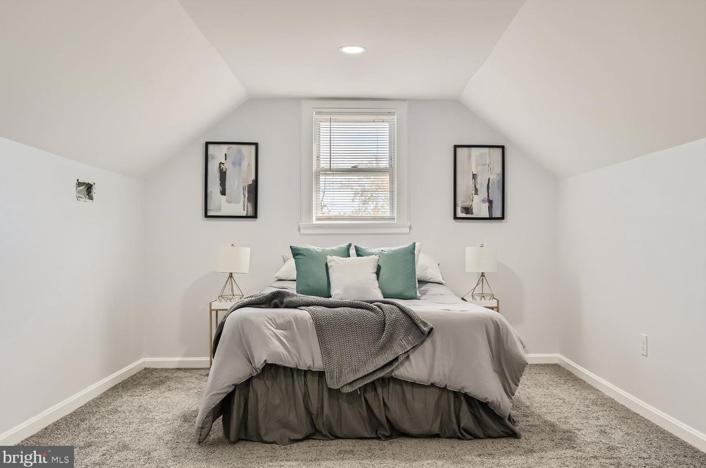 5318 The Alameda, Baltimore MD 21218-1359 exterior