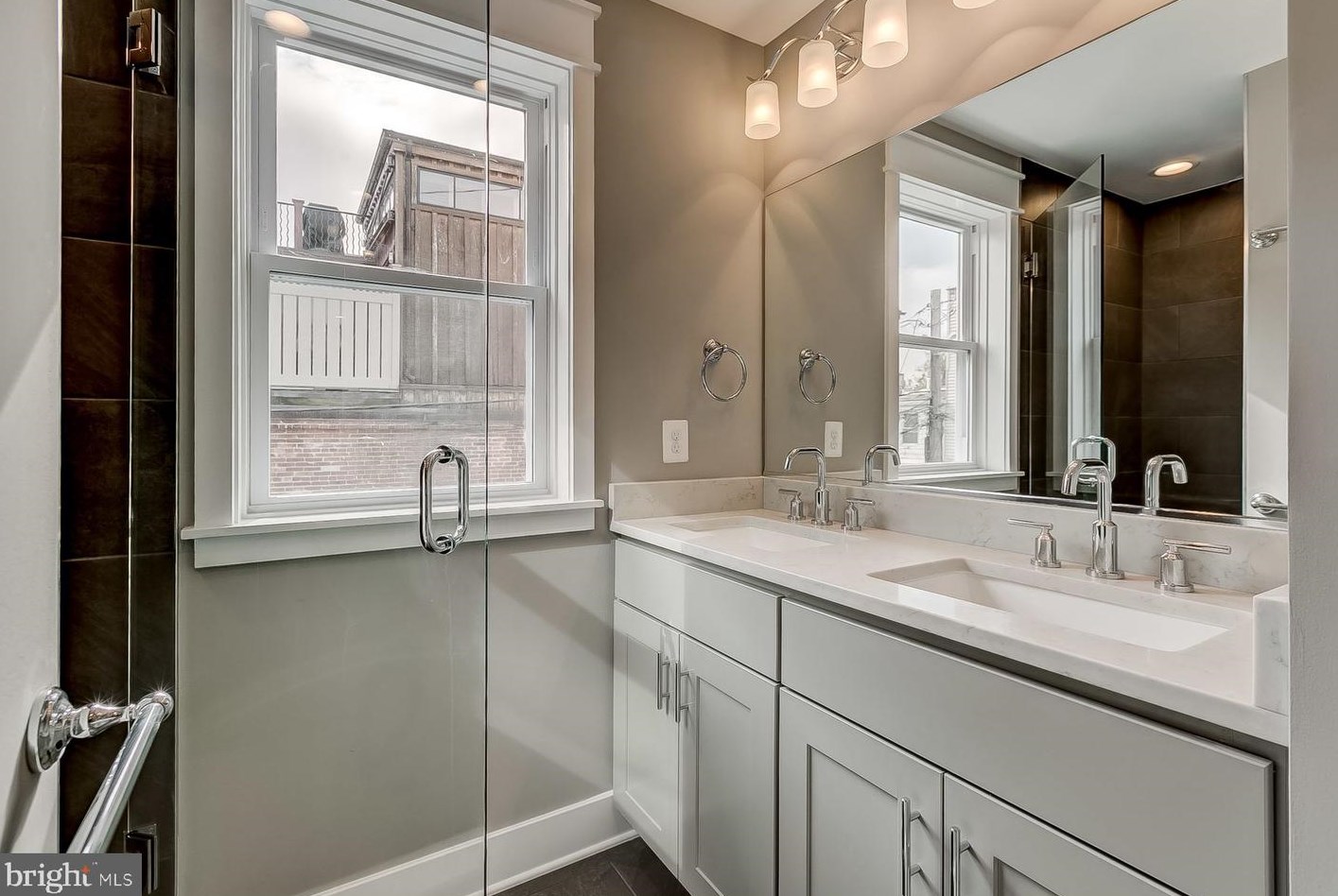 2921 Dillon St, Baltimore MD  21224-4834 exterior