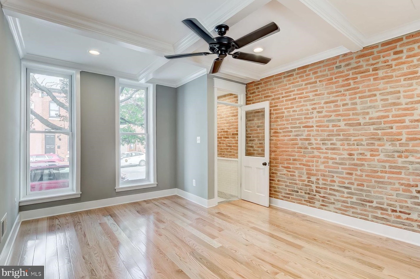 2921 Dillon St, Baltimore MD  21224-4834 exterior