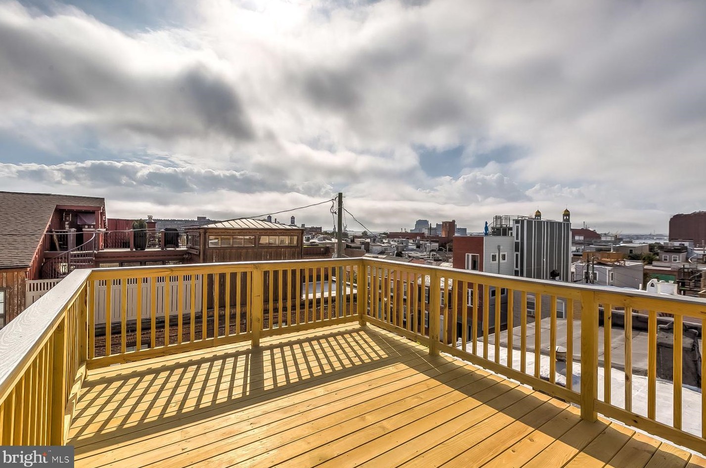 2921 Dillon St, Baltimore MD  21224-4834 exterior