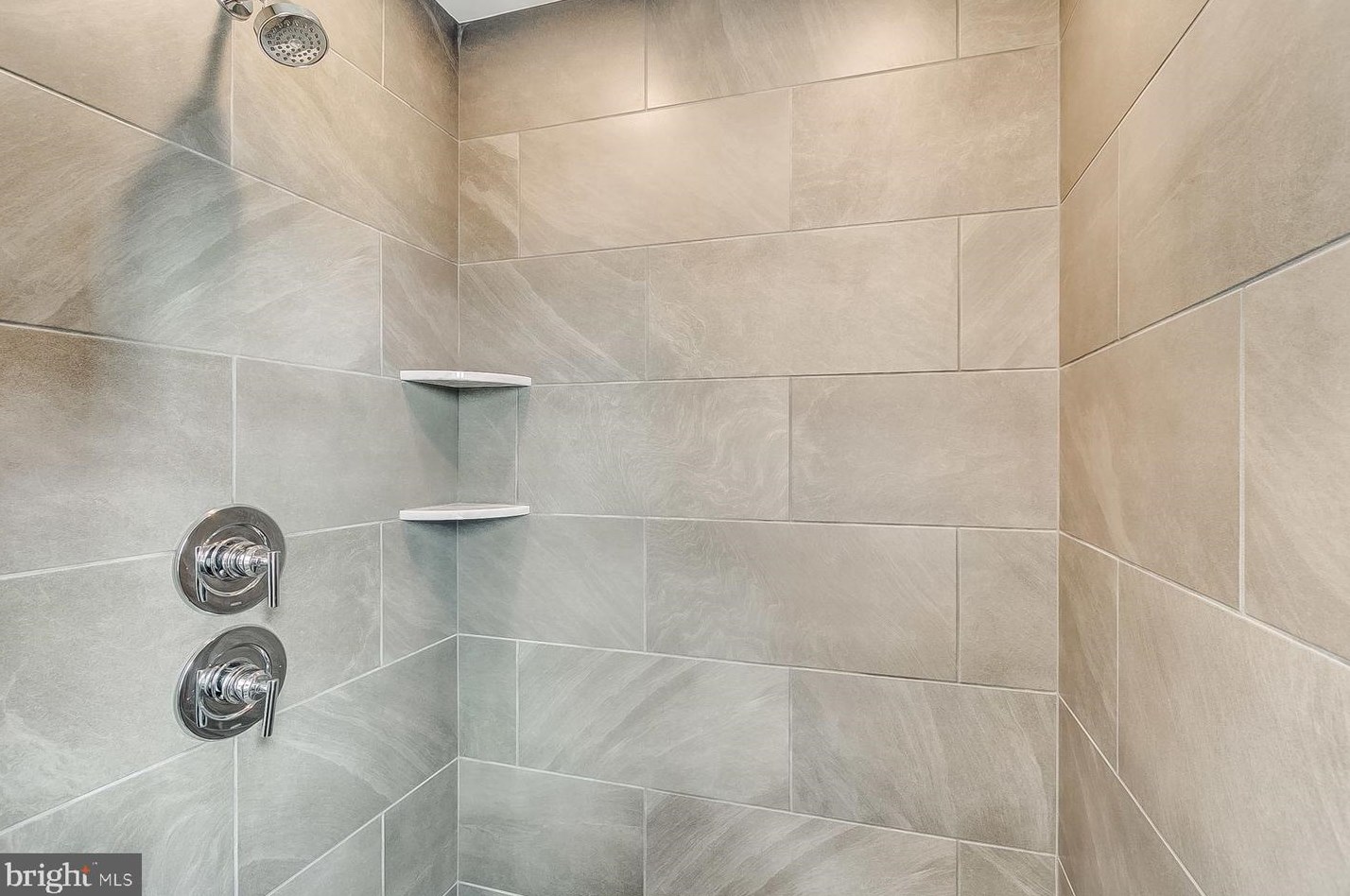 2921 Dillon St, Baltimore MD  21224-4834 exterior