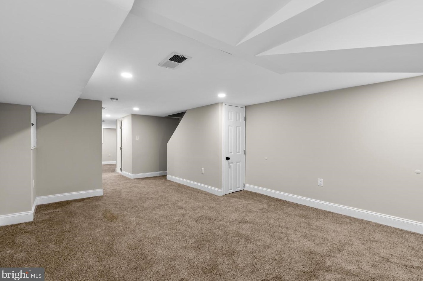 2016 Dukeland St, Baltimore MD  21216-3128 exterior