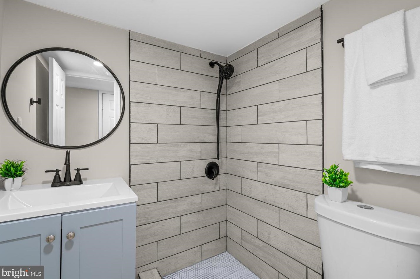 2016 Dukeland St, Baltimore MD  21216-3128 exterior