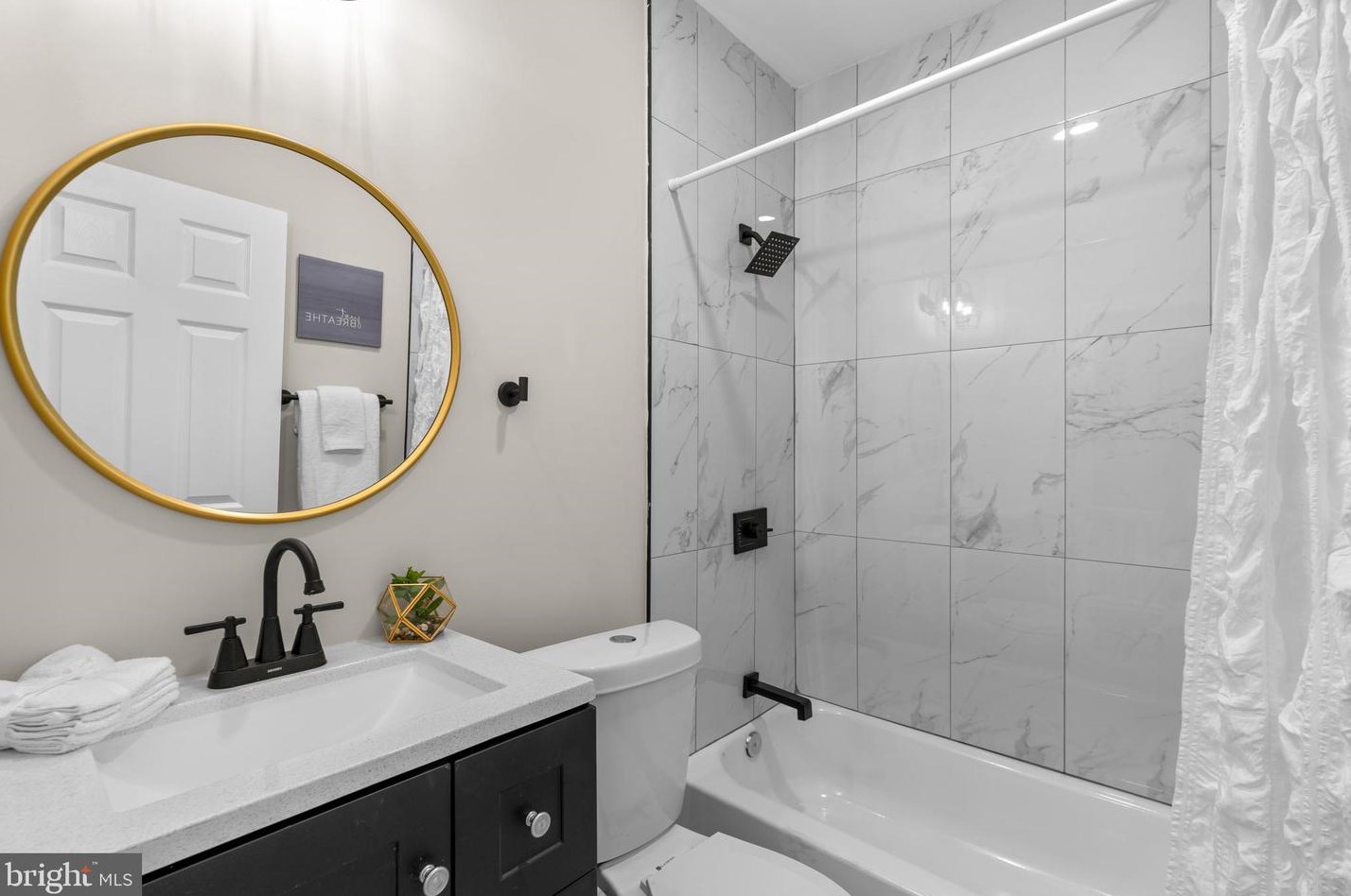 2016 Dukeland St, Baltimore MD  21216-3128 exterior