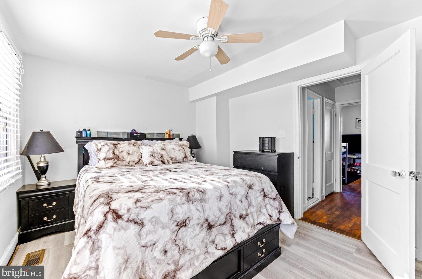 3709 Greenvale Rd, Baltimore MD  21229-5147 exterior