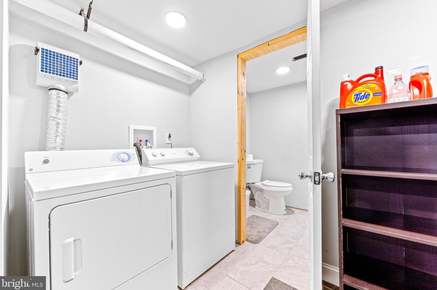 3709 Greenvale Rd, Baltimore MD  21229-5147 exterior