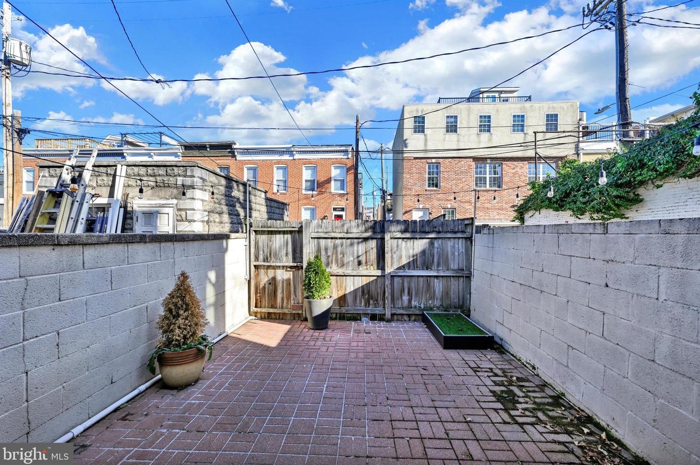 1619 Charles St, Baltimore MD  21230-4416 exterior