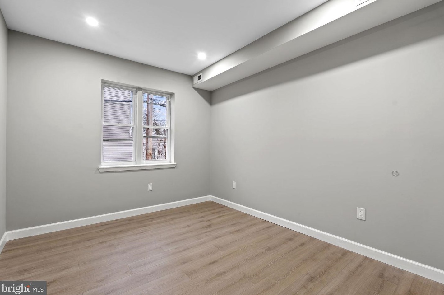 3715 Belair Rd, Baltimore MD  21213-1210 exterior