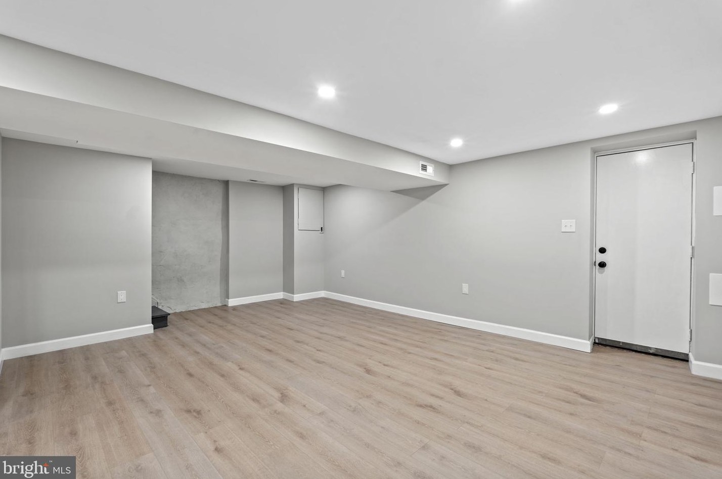 3715 Belair Rd, Baltimore MD  21213-1228 exterior