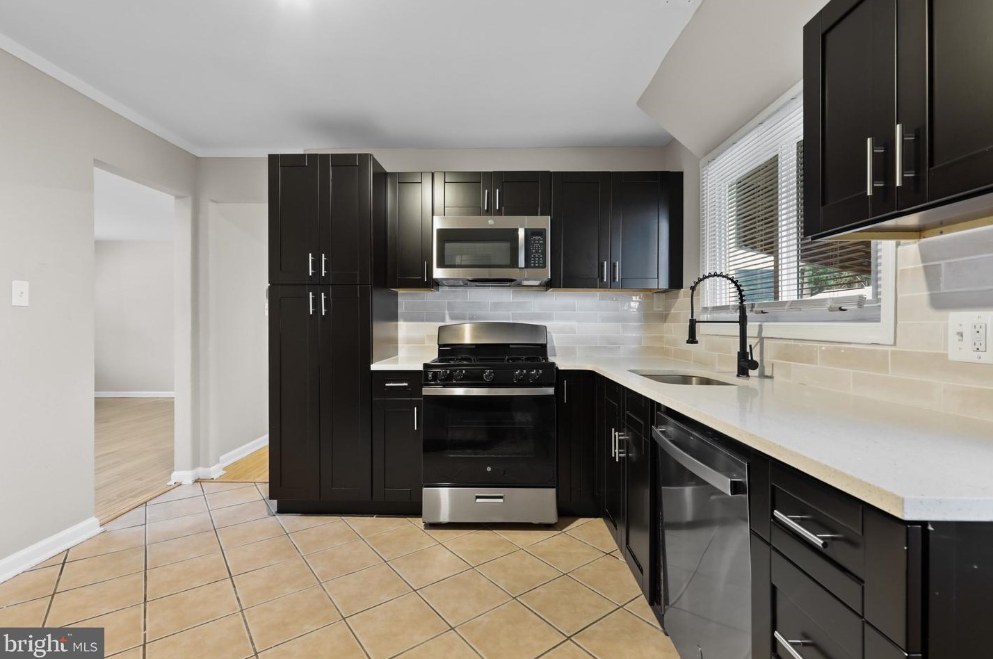 8401 Hallmark Cir, Baltimore MD  21234-4821 exterior