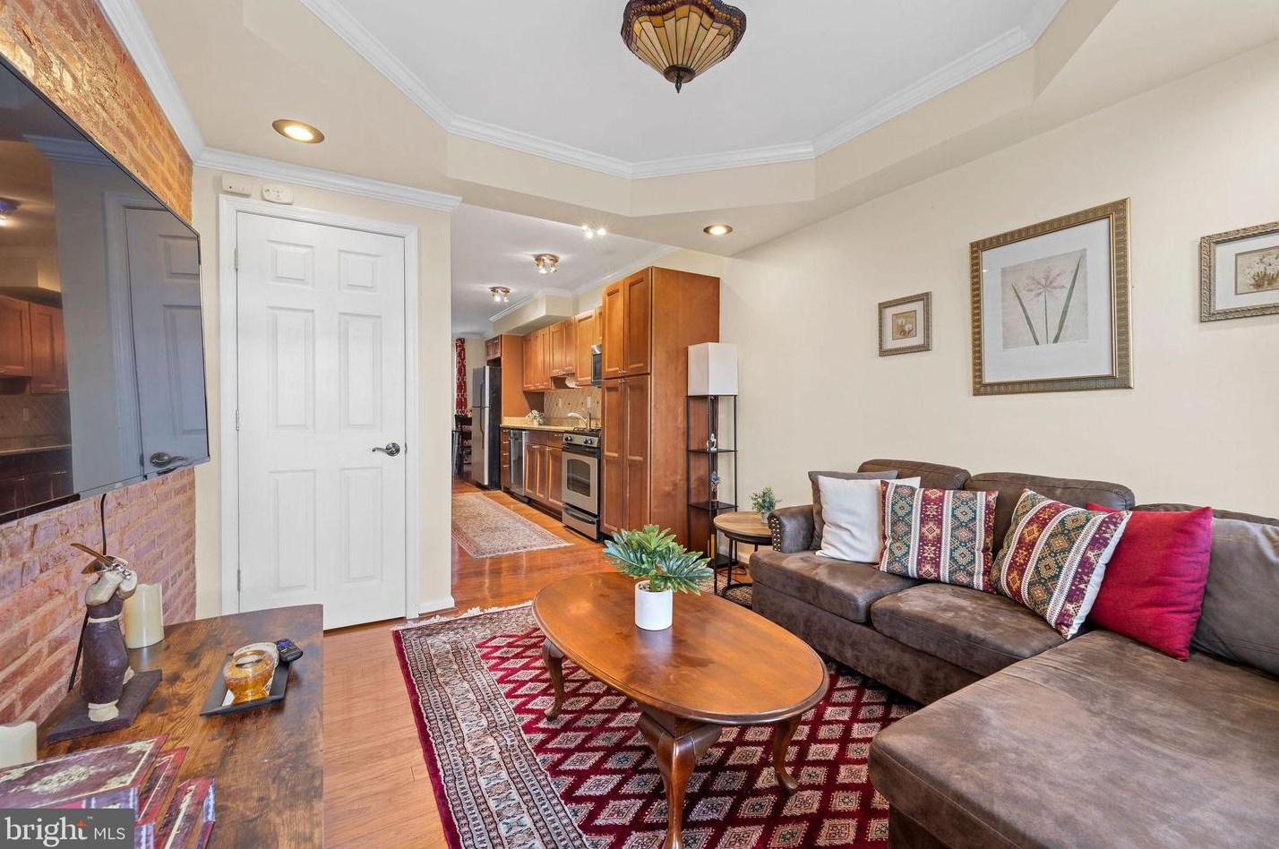 17 Glover St, Baltimore MD  21224-1140 exterior