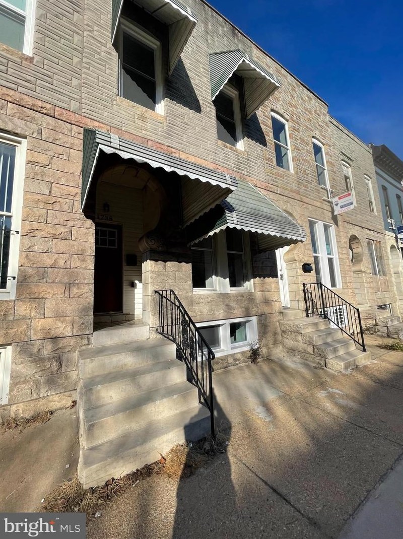1738 E Oliver St, Baltimore, MD 21213