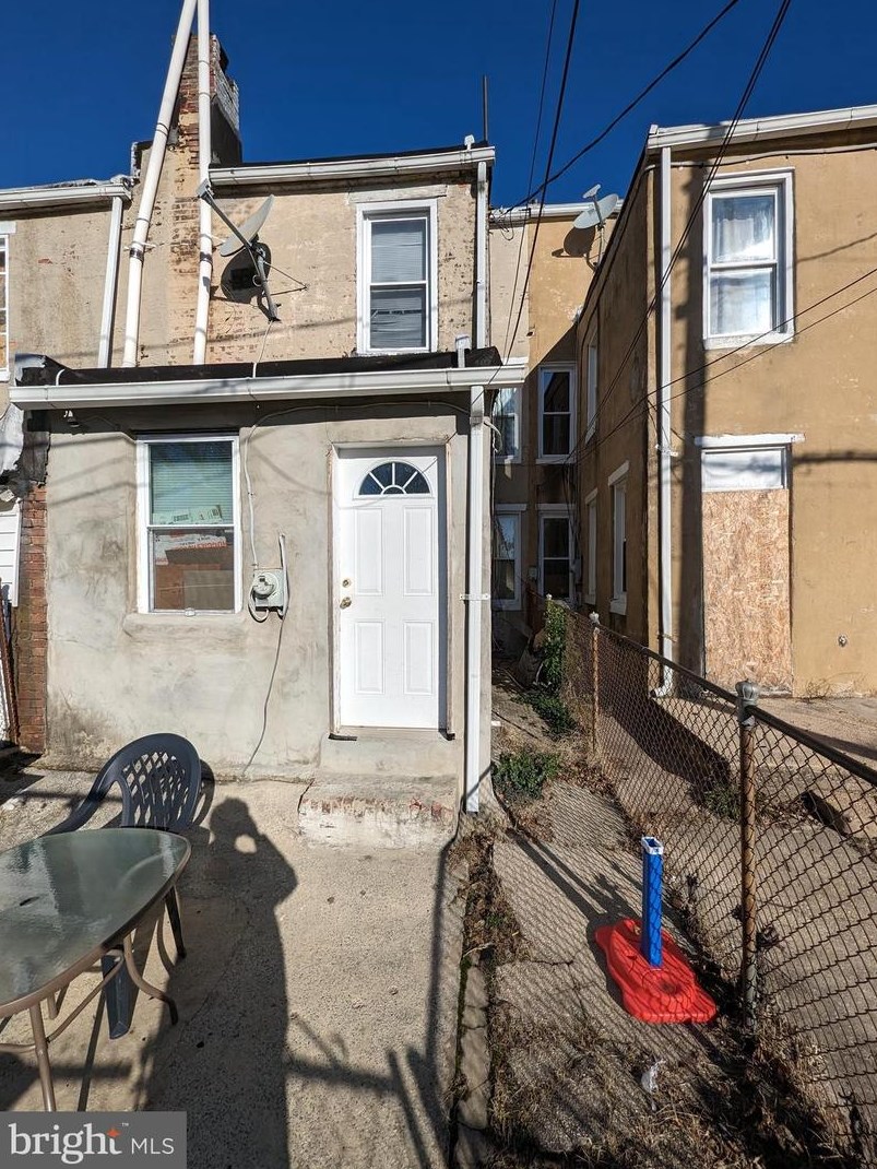 1017 Preston St, Baltimore MD  21202-5611 exterior