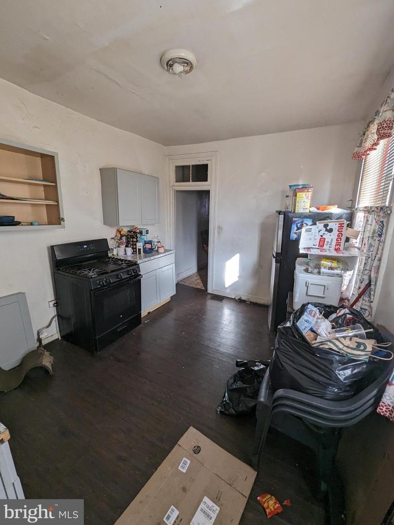 1017 Preston St, Baltimore MD  21202-5611 exterior