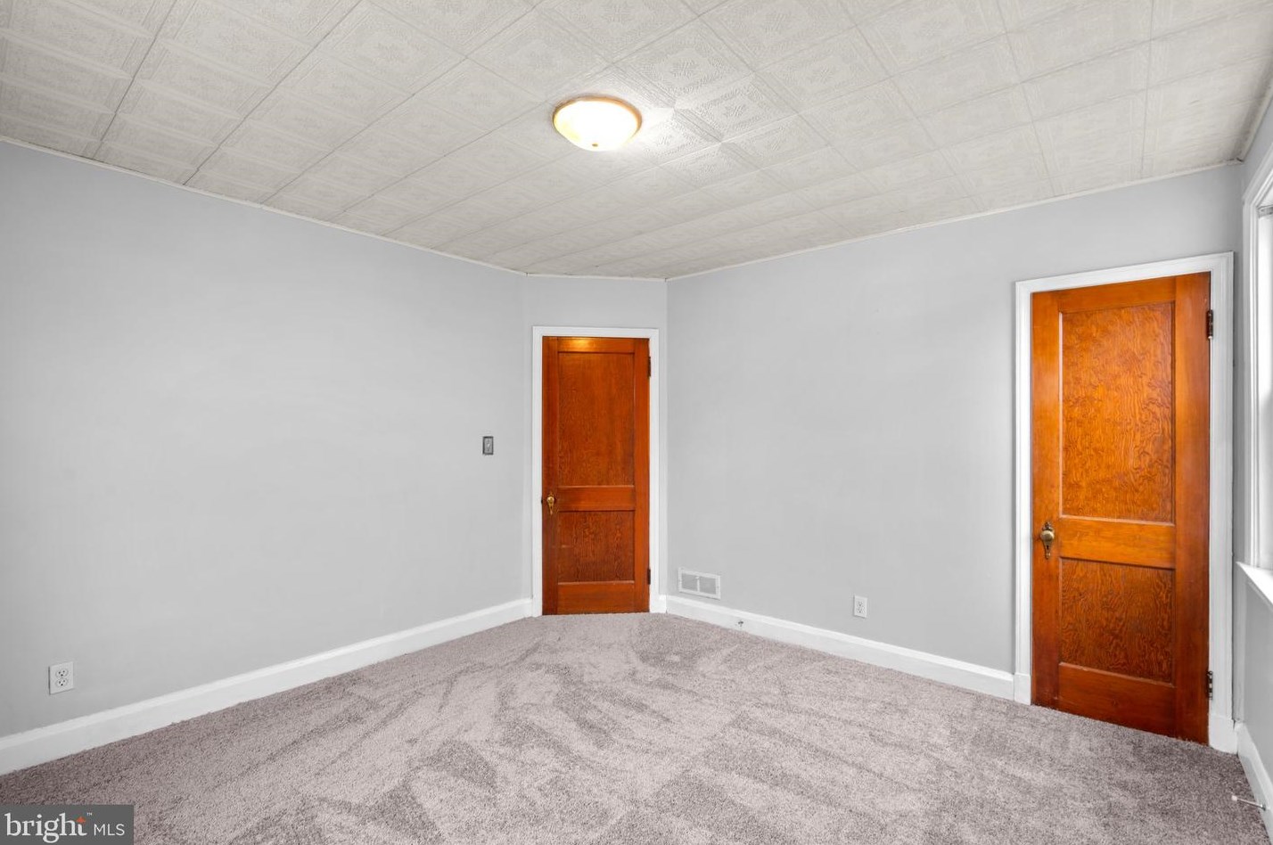 3121 Woodring Ave, Baltimore MD  21234-7830 exterior