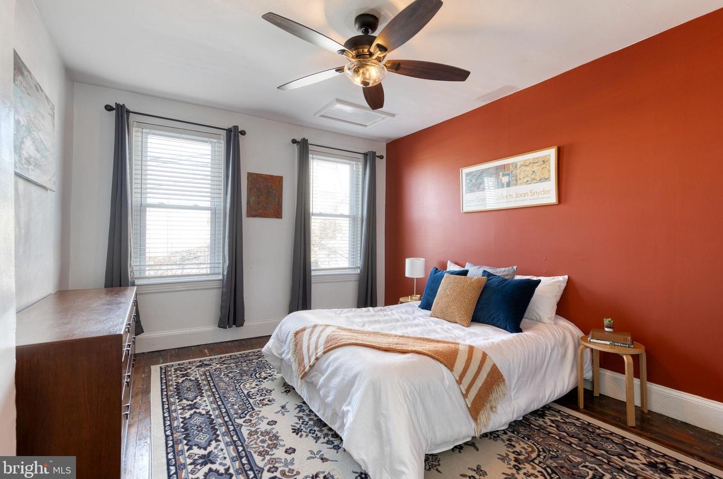 1200 Cox St, Baltimore MD  21211-1729 exterior