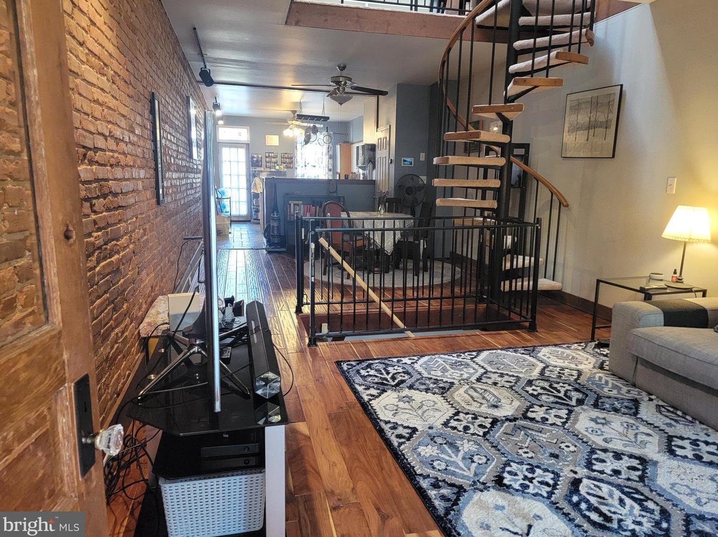 920 W 38th St, Baltimore, MD 21211