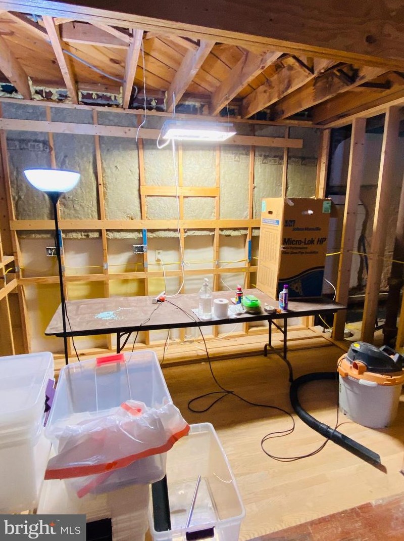 6141 Macbeth Dr, Baltimore MD 21239-1910 exterior