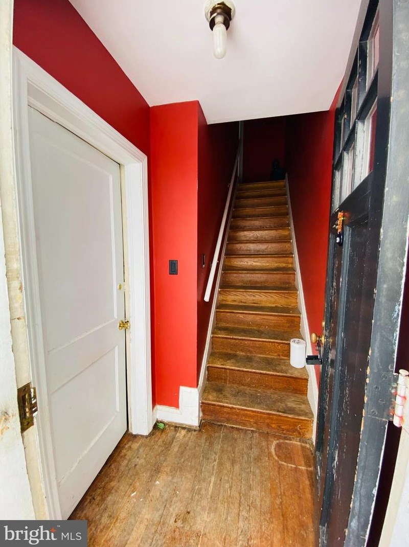 6141 Macbeth Dr, Baltimore, MD 21239-1913