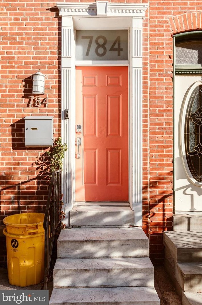 784 Hamburg St, Baltimore MD  21230-2532 exterior
