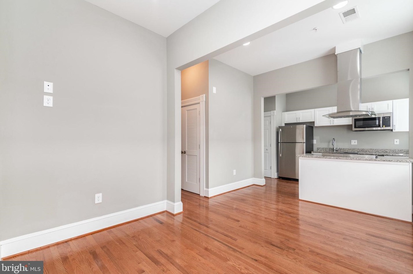 108 W Saratoga St #7, Baltimore, MD 21201