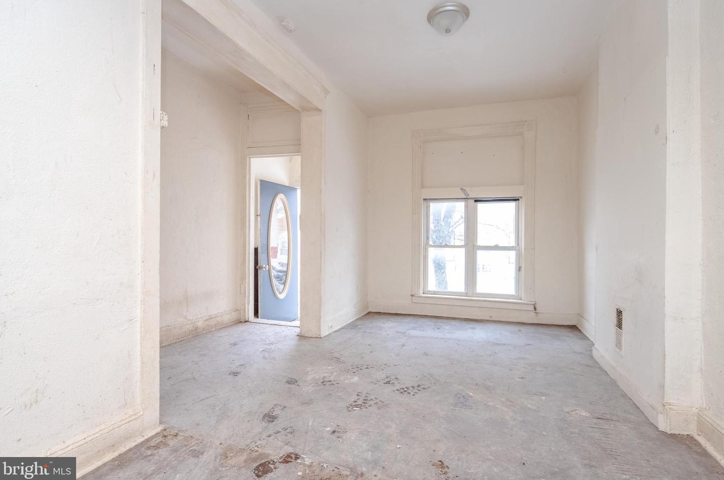 2407 Preston St, Baltimore, MD 21213-3613