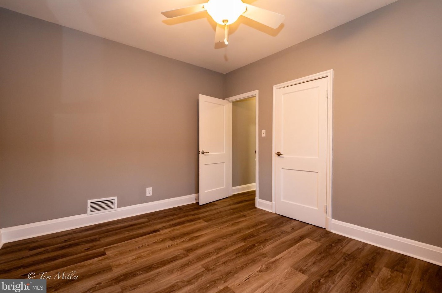 3911 Pinewood Ave, Baltimore MD  21206-1506 exterior