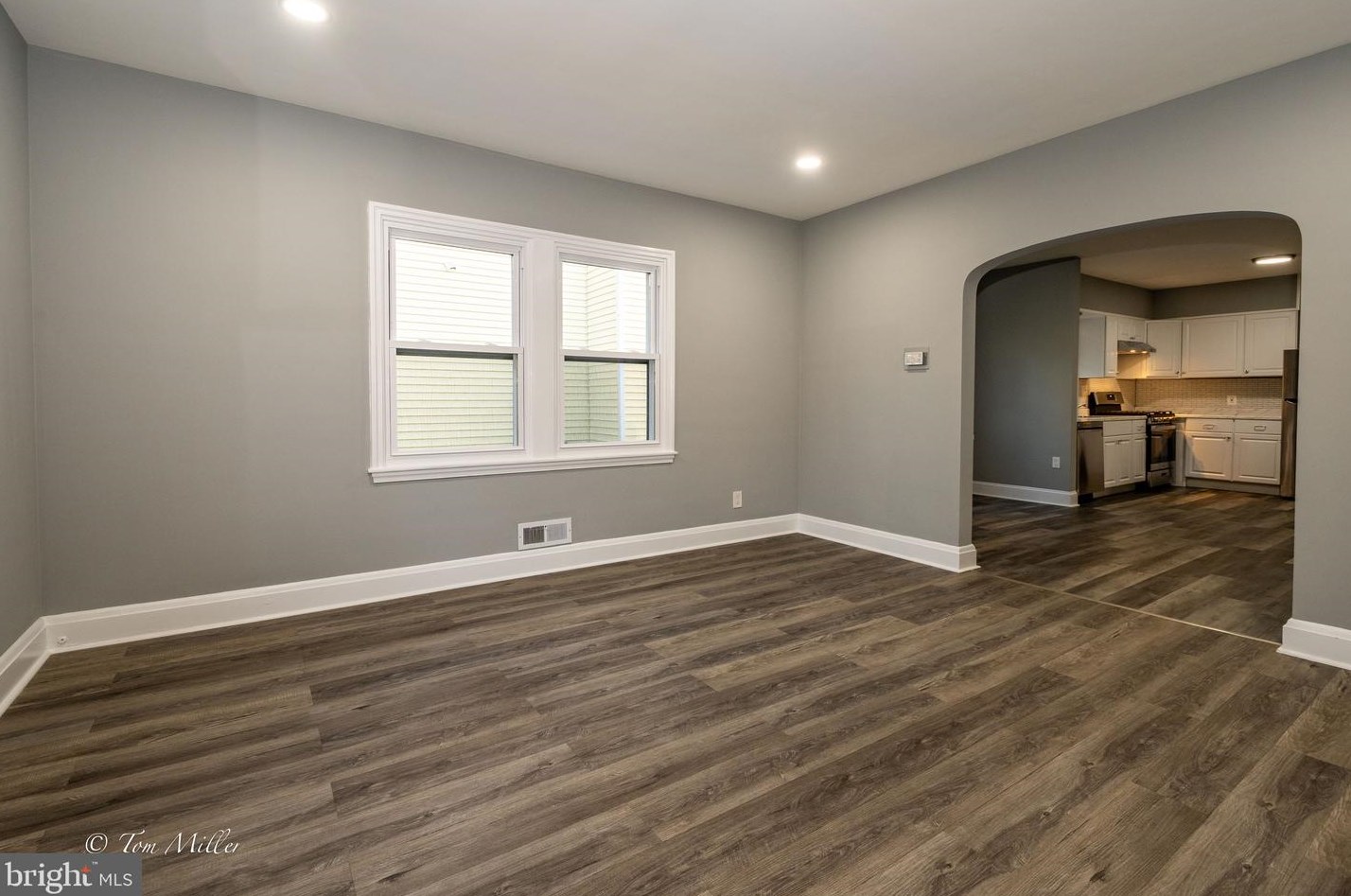 3911 Pinewood Ave, Baltimore MD  21206-1506 exterior