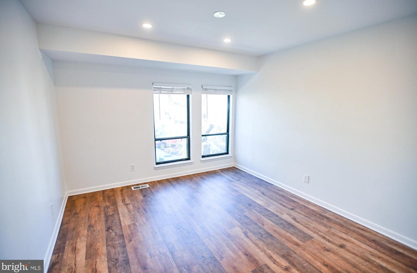 733 Stoney Spring Dr, Baltimore MD  21210-2713 exterior