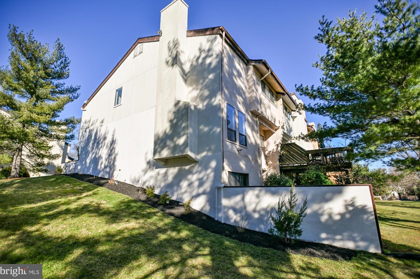 733 Stoney Spring Dr, Baltimore MD  21210-2713 exterior