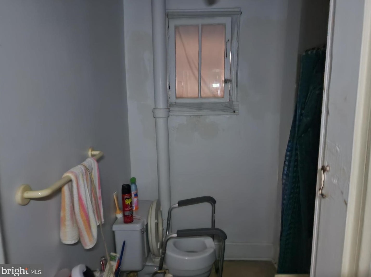 4115 Massachusetts Ave, Baltimore MD  21229-3609 exterior