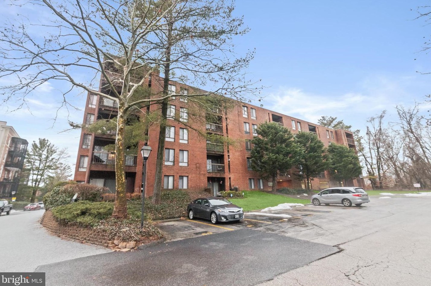 6711 Park Heights Ave, Baltimore MD  21215-2439 exterior