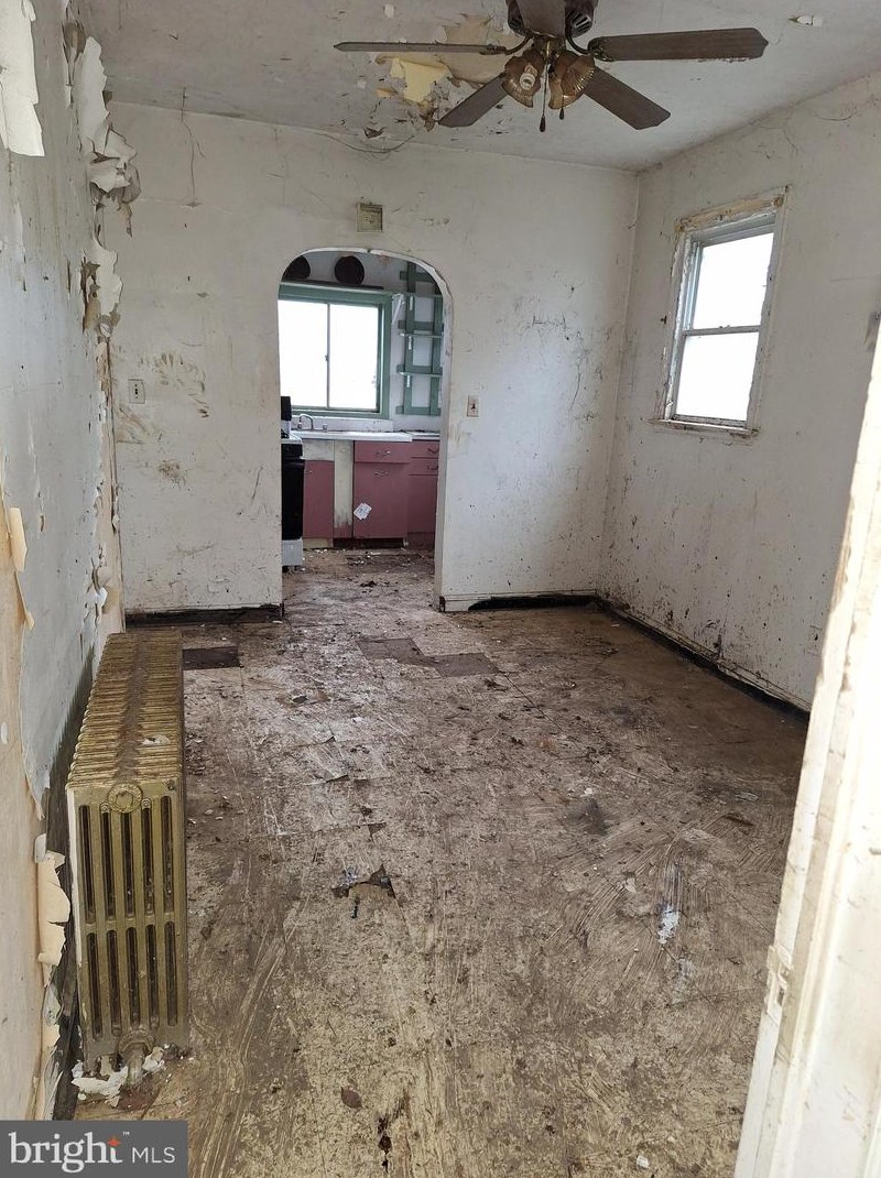3812 Hamilton Ave, Baltimore, MD 21206-3505