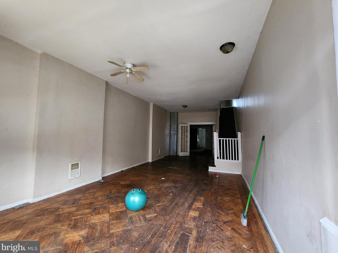 2136 W Lexington St, Baltimore, MD 21223